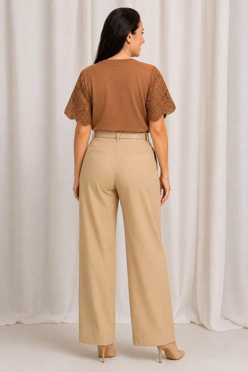 Blusa Confortável com Manga em Crochê Geisa - Marrom - imagem 10