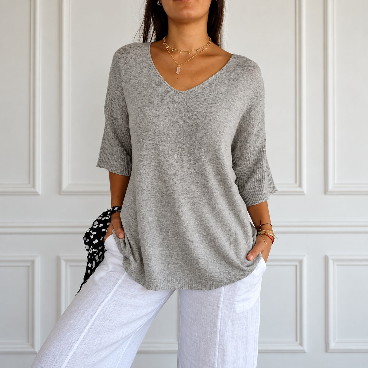 Kit 3 Blusas Luna em Malha Leve Decote V