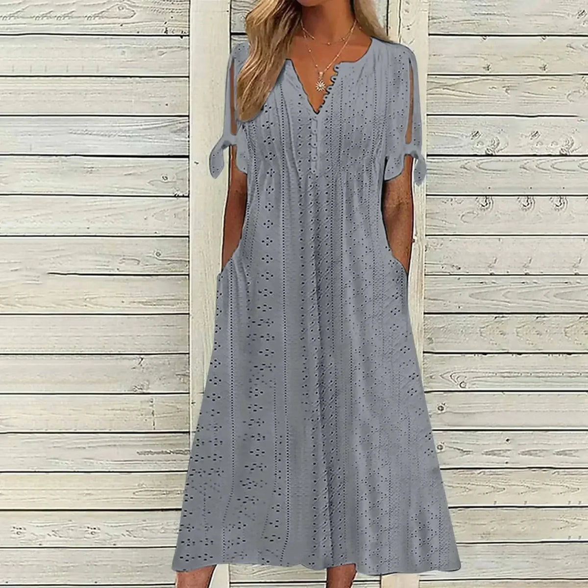 Vestido de Renda Jana - Gola em V de Manga Curta — Zary Moda