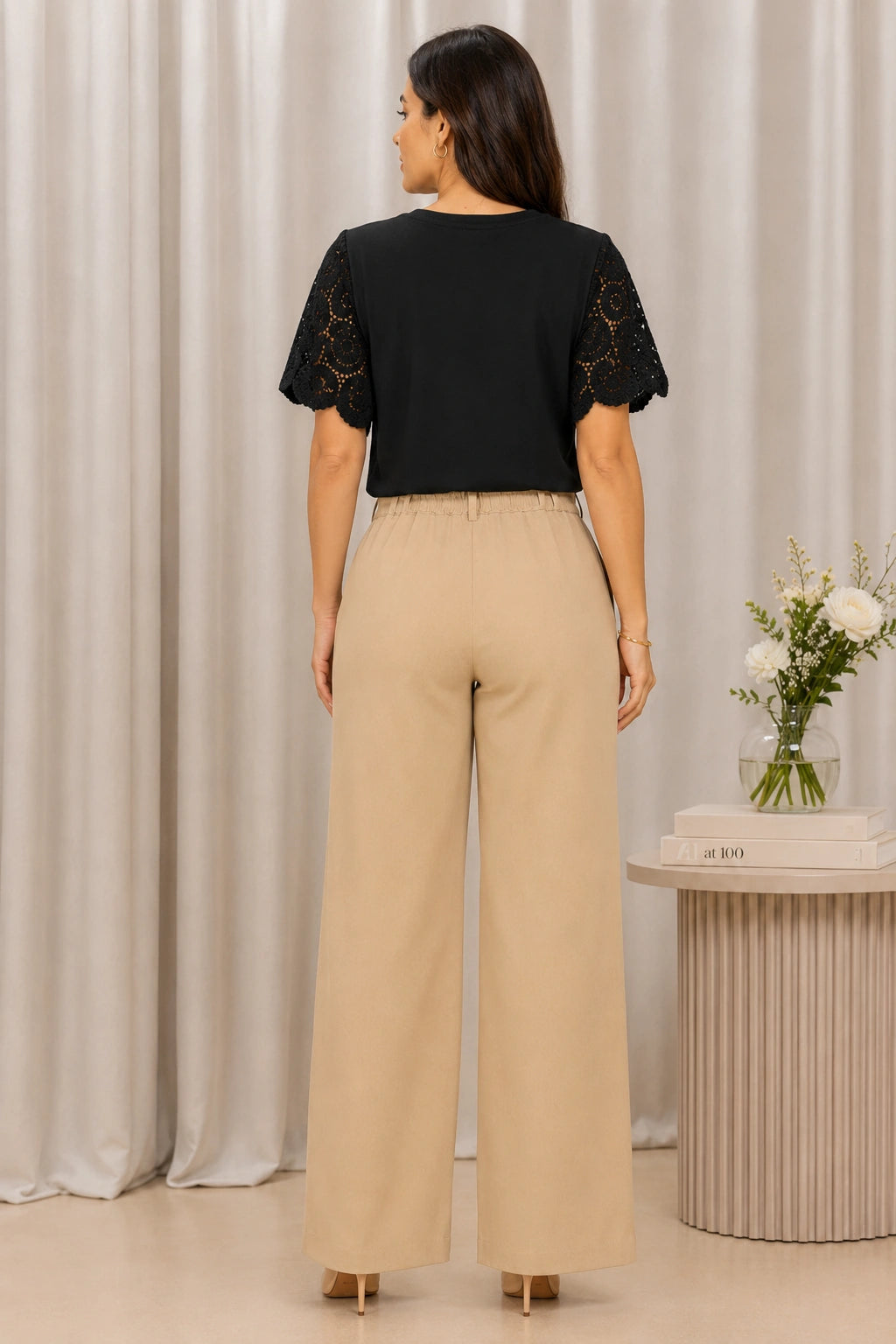 Blusa Confortável com Manga em Crochê Geisa - Preta - imagem 10